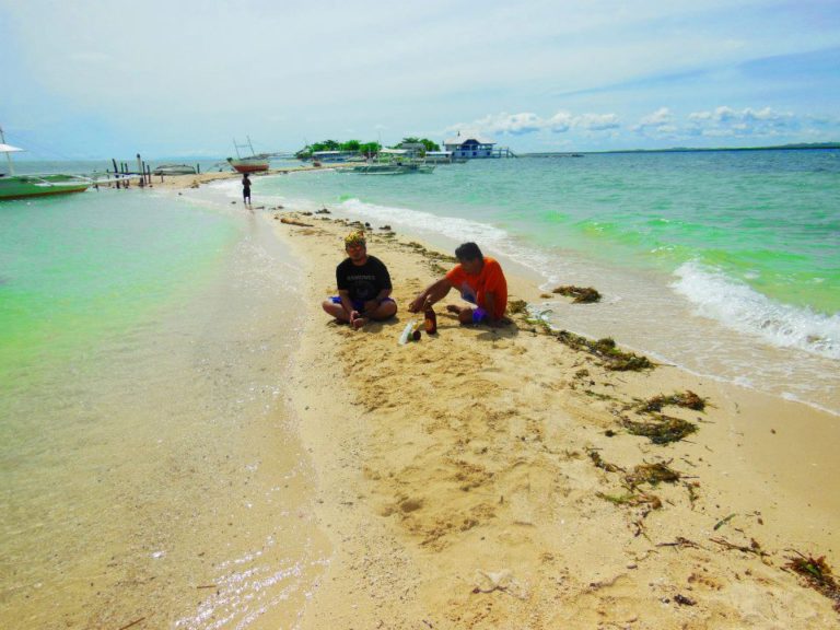 Cebu island hopping - pandanon island